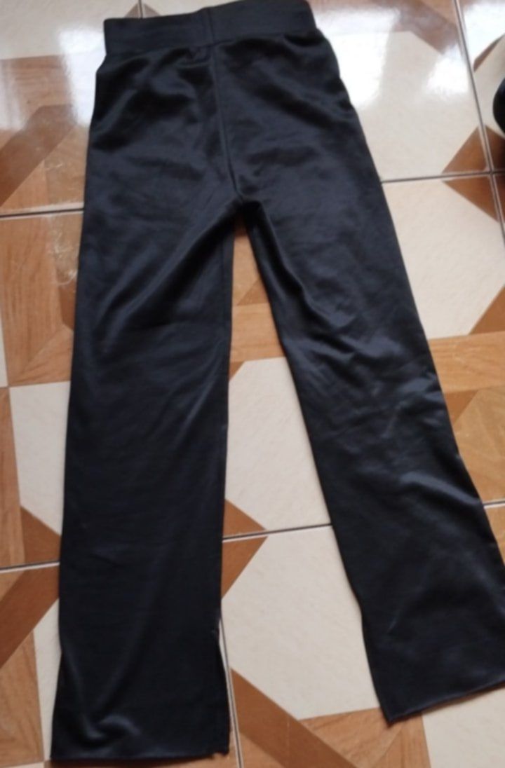 Leginsy dziecięce