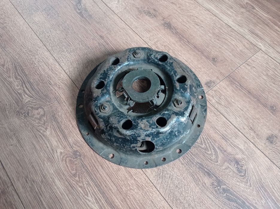 Корзина зчеплення Москвич-412 рання нова