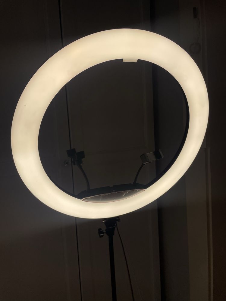 Lampa kosmetyczna fotogrsficzna 22cale 56cm srednicy