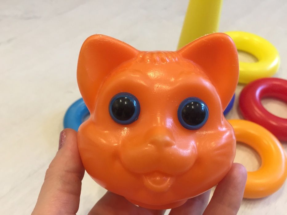 Развивающая игрушка пирамидка пирамида Кошка