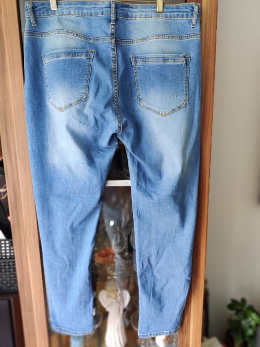 Reserved spodnie jeans 42/44