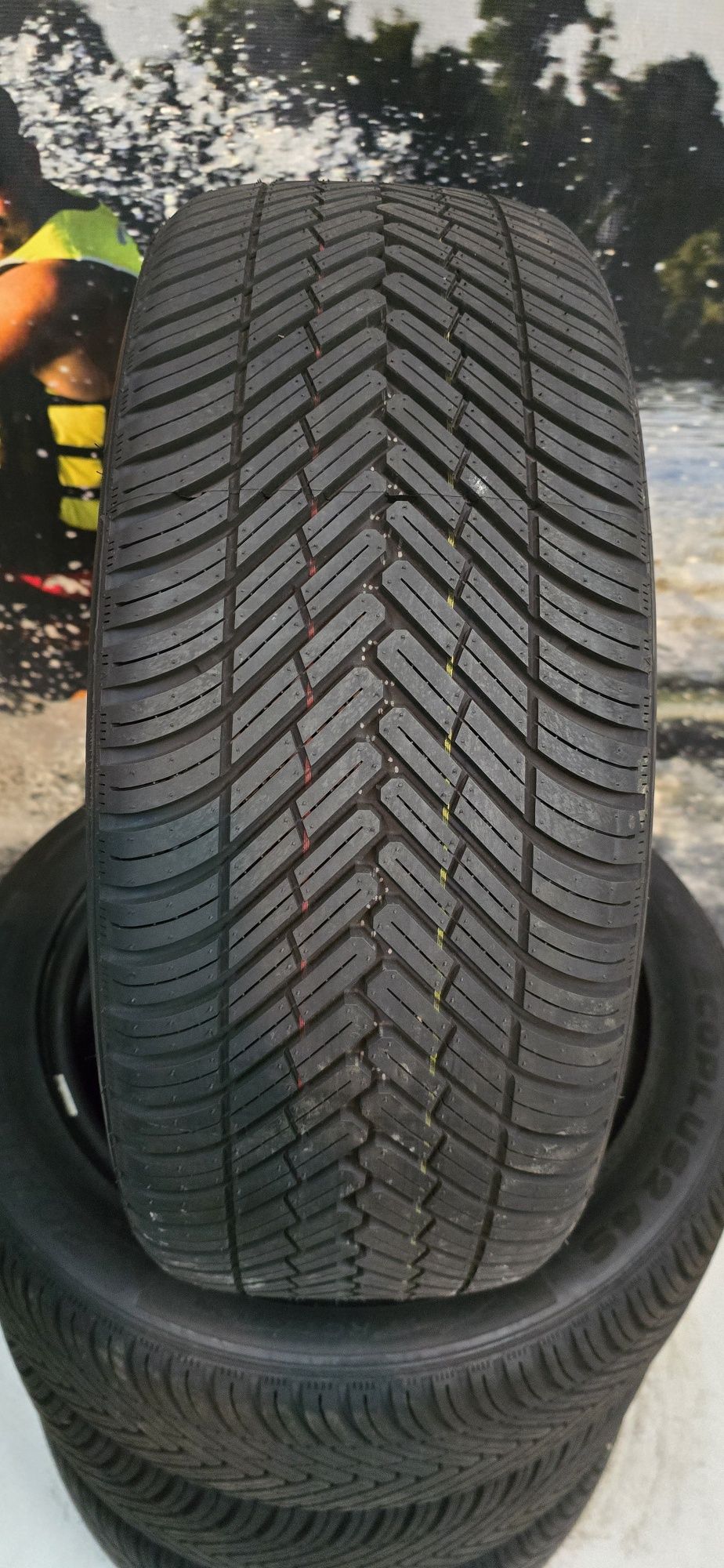 E23 4 x 225/50r17 Fortuna Ecoplus 2 4S 98W XL opony wielosezonowe demo