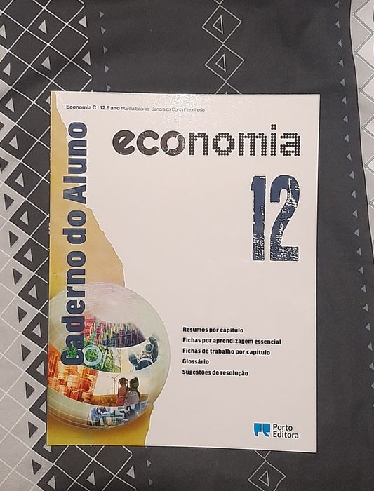 Caderno de atividades de economia 12°ano