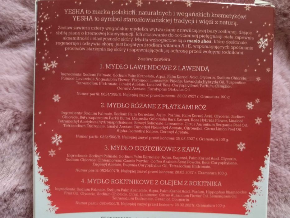 Yesha zestaw prezentowy z wegańskimi mydełkami Lawenda,Płatki róż