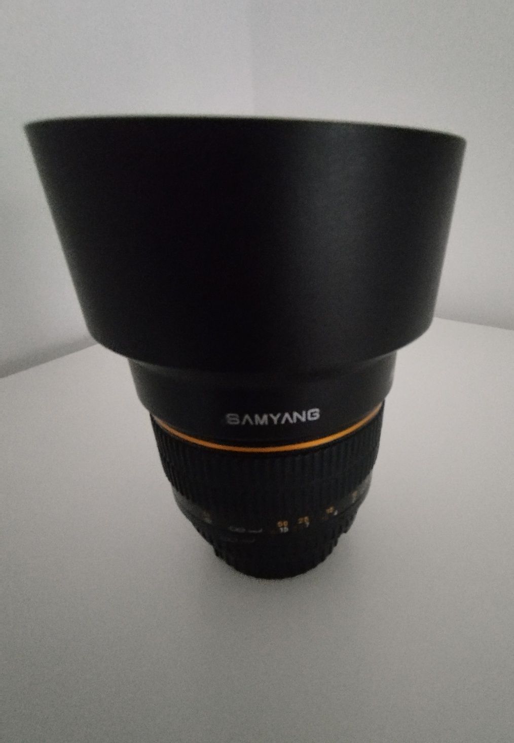Obiektyw Samyang 85 mm