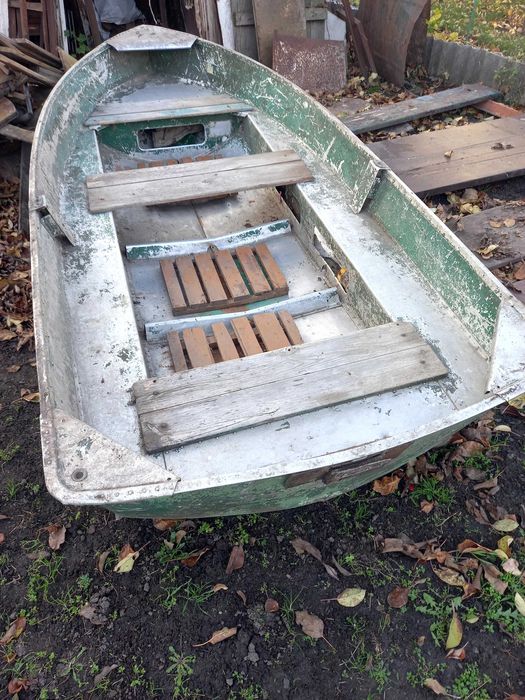 Продам лодку язь 320