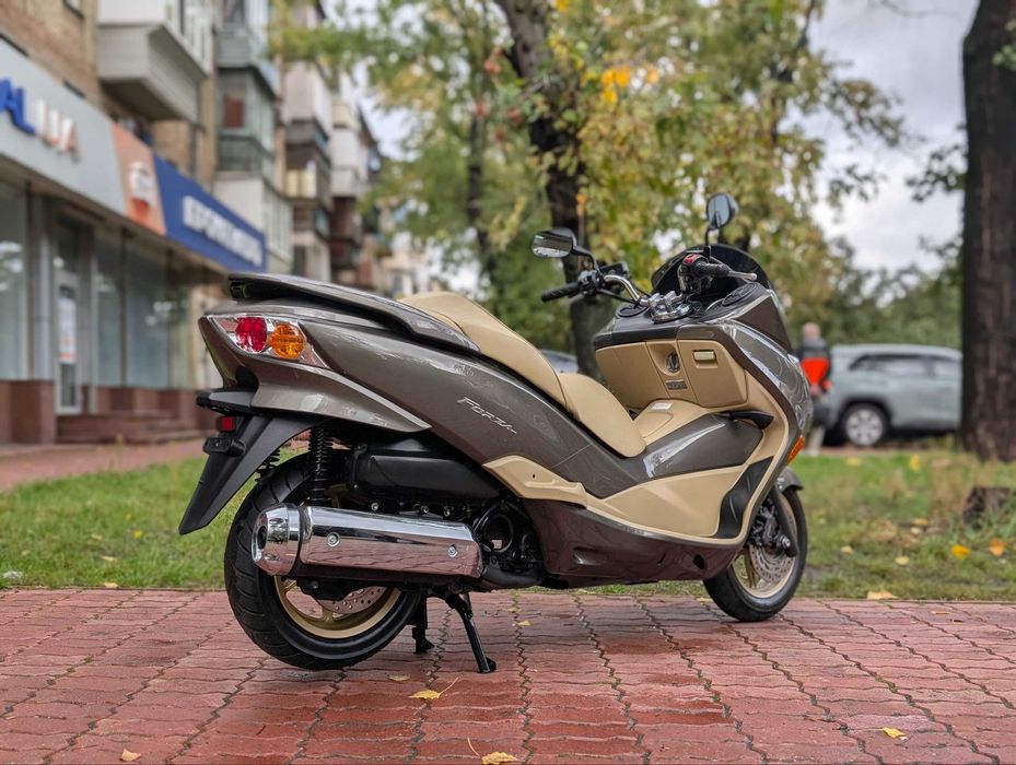 Максі-скутер Honda FORZA 250 MF10 ABS 2008 Пробіг: 8 174 км