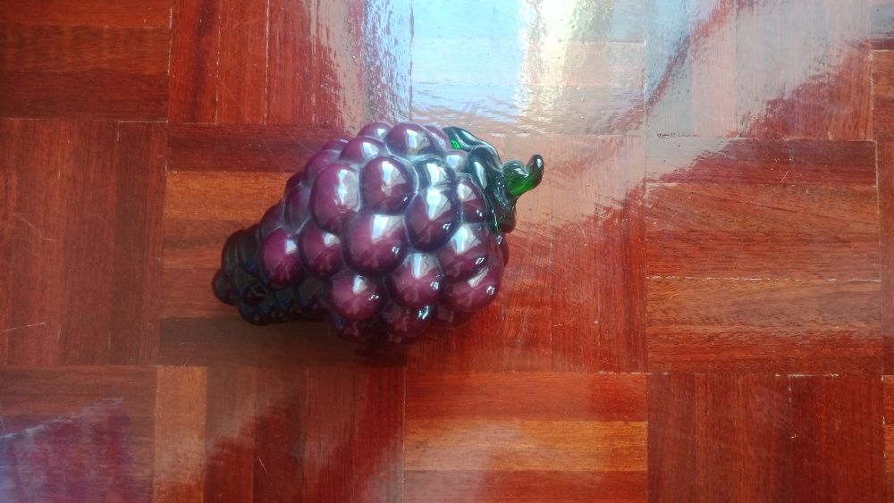Uvas decorativas em vidro