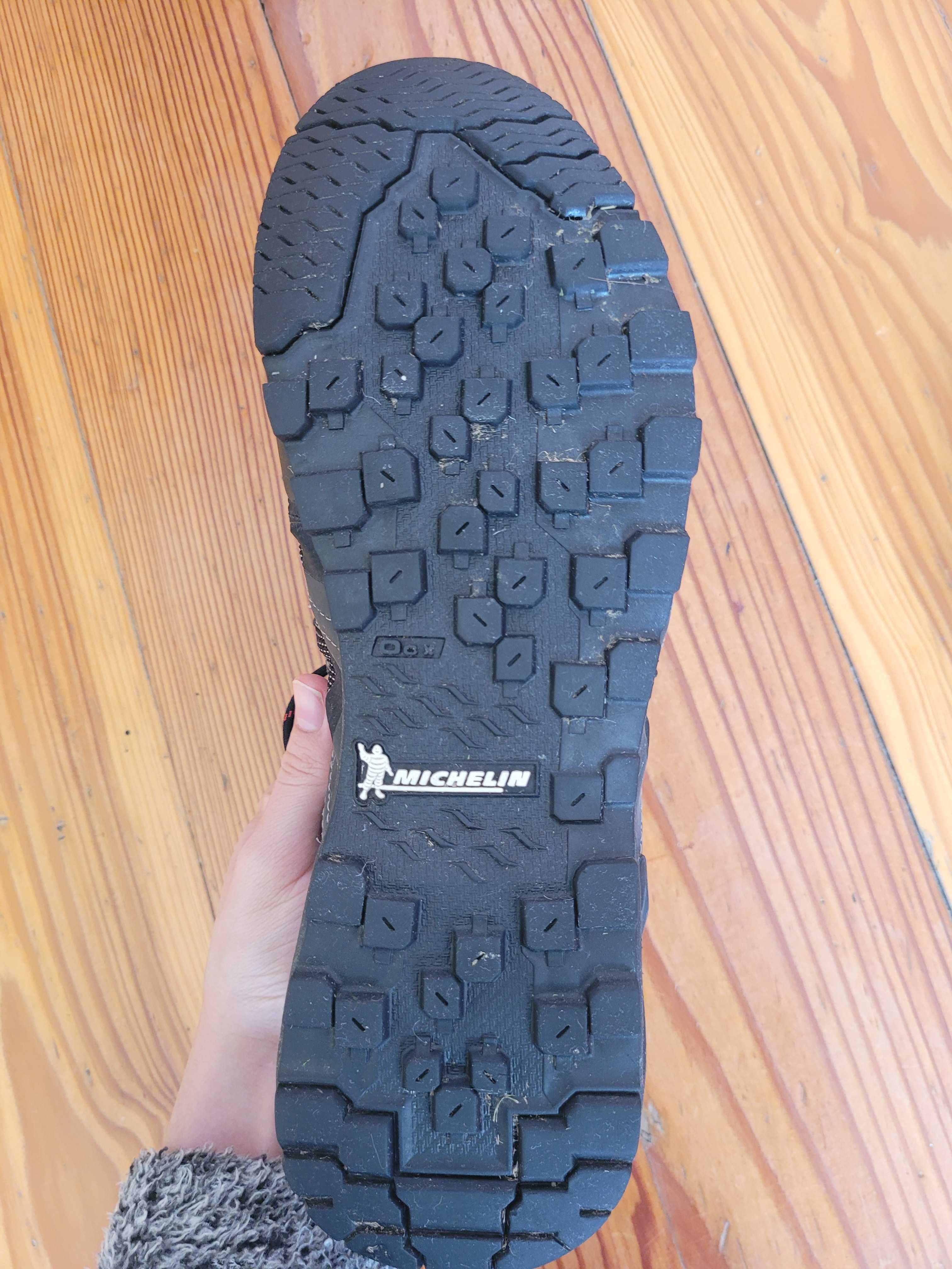 Buty męskie trekingowe MAMMUT alnasca knit low men