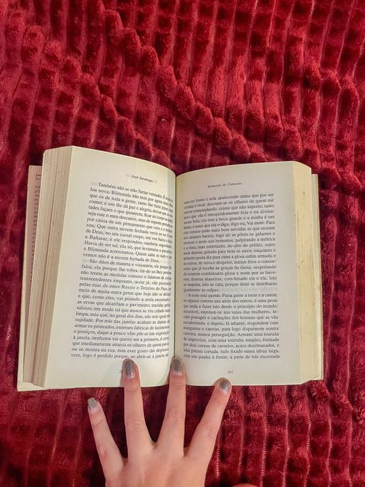 Livro “Memorial do Convento” de Jose Saramago