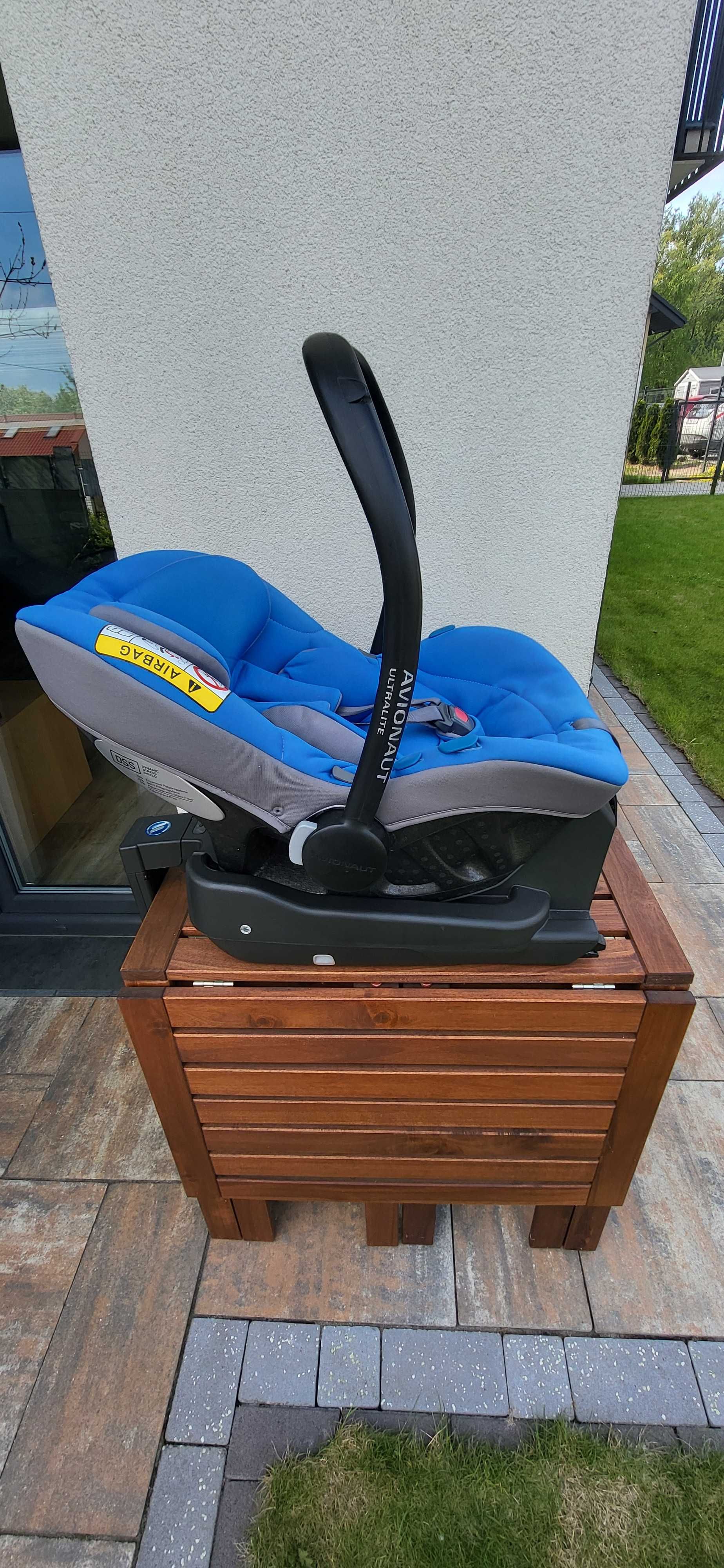 AVIONAUT ULTRALITE 2,5 kg - fotelik samochodowy + baza (Isofix)