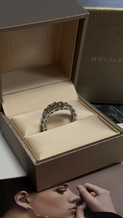 Sprzedam nowy pierścień od BVL*GARI