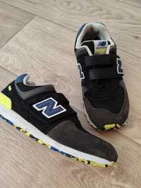 Кросівки new balance р.33