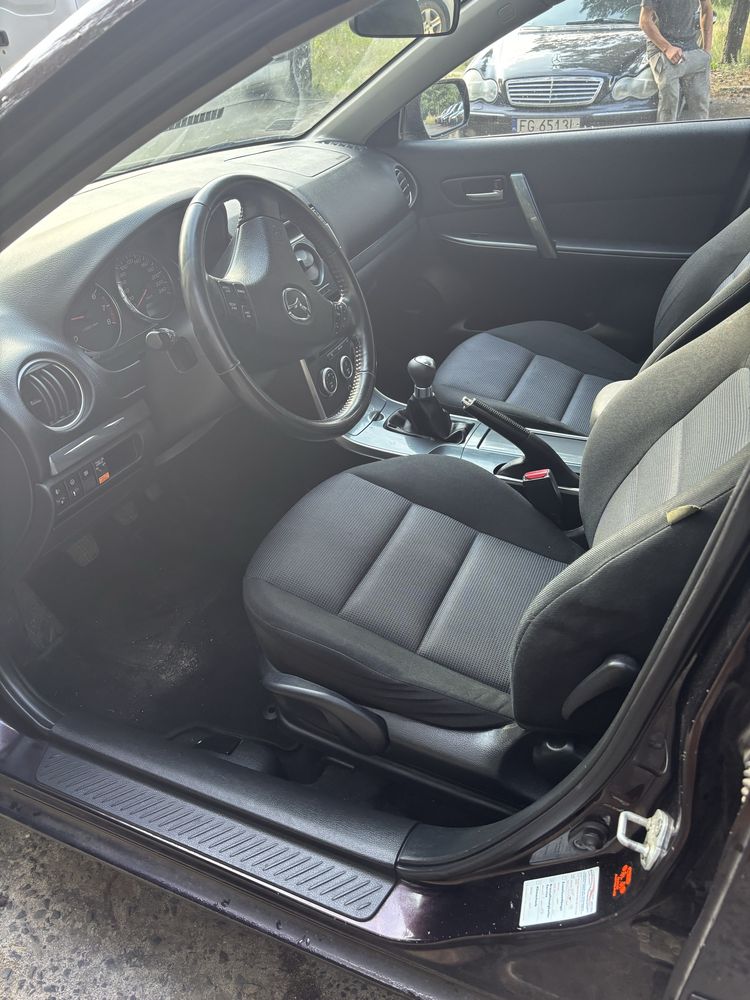 Mazda 6 2.0 benzynka, klima w dobrym stanie