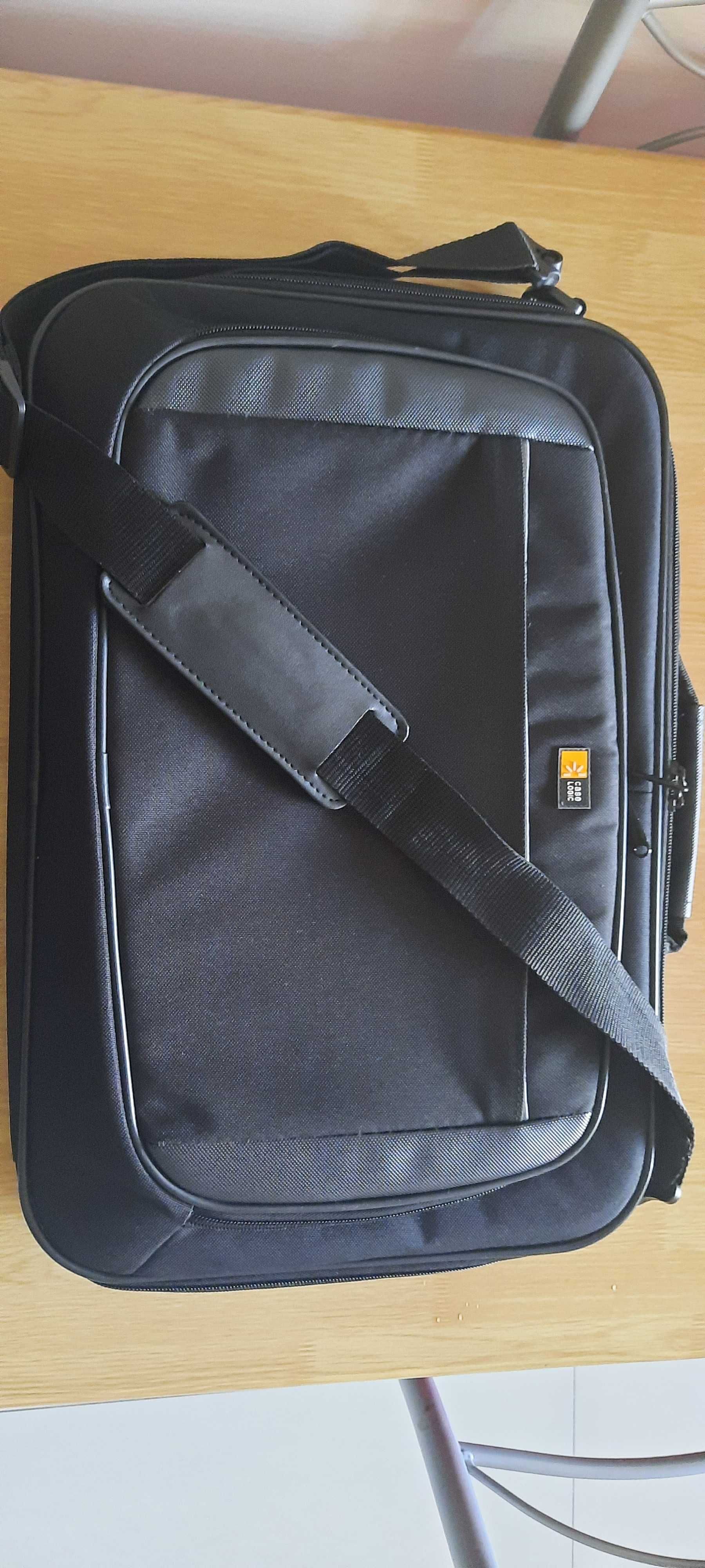 Mala Case Logic (17" - Preto)