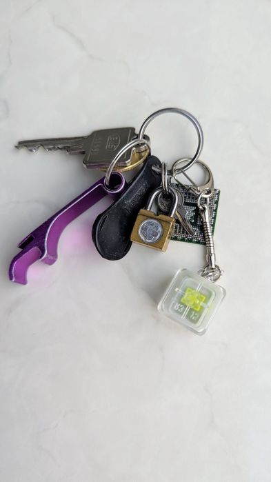 Брілок клавіша свіч зелений