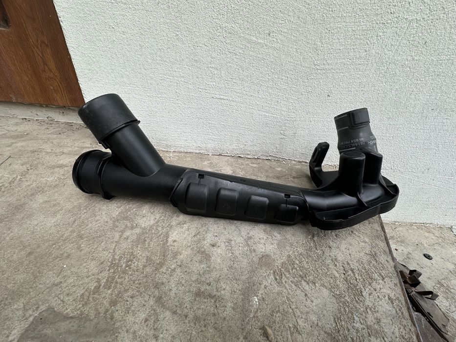 Патрубок  інтеркулера Peugeot 3008 Citroen DS5 9674901080 94319