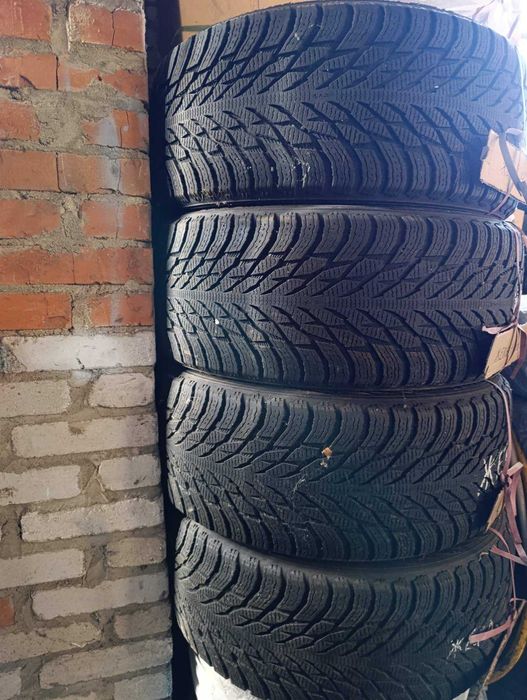 Шини Nokian Hakkapeliitta R3 SUV