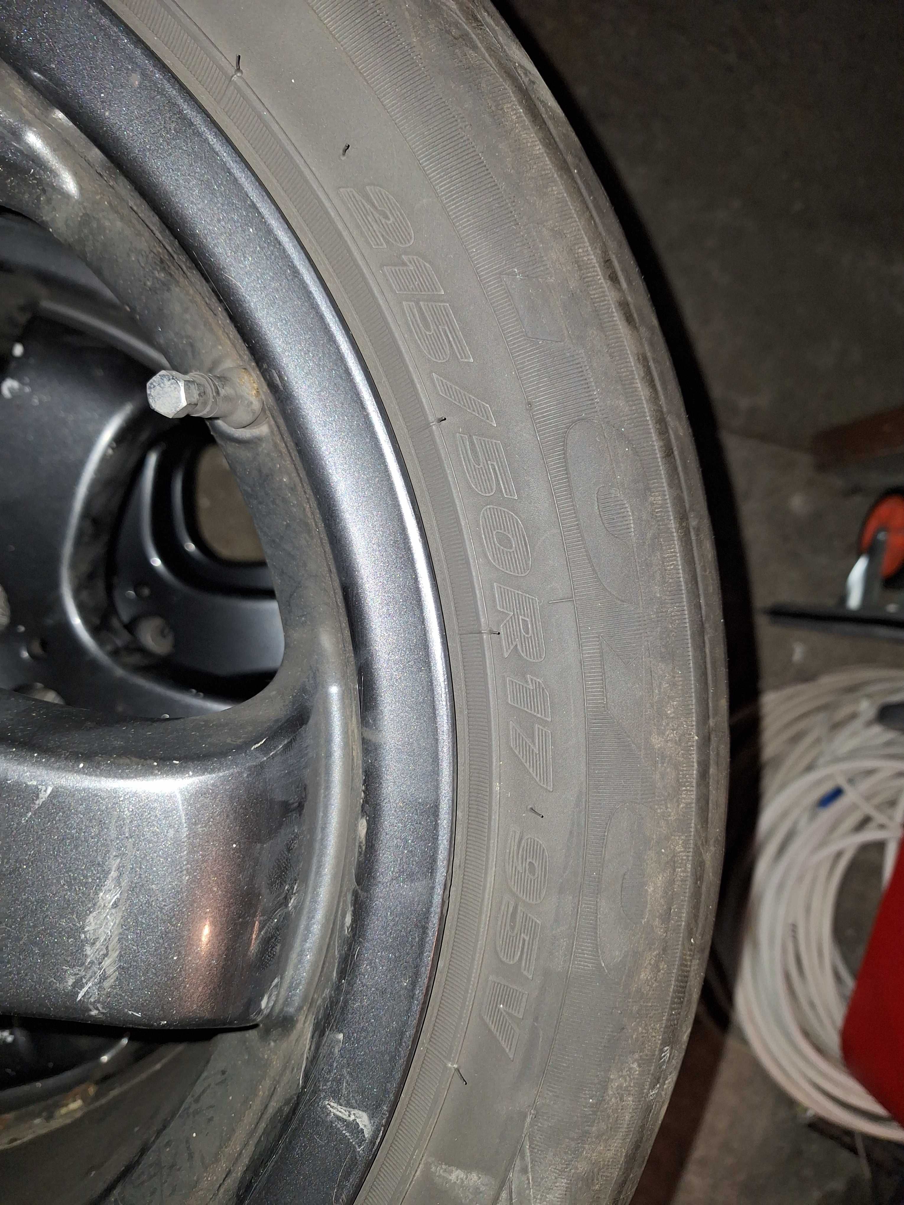 Opony Toyo Proxes CF2  215/50 R17 95V z Alufelgami Rondell 5x112