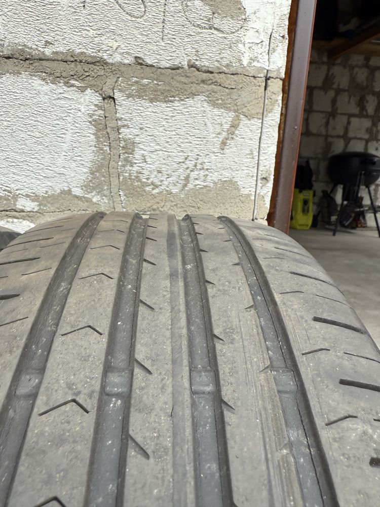 Opony Continental 215/55/r17