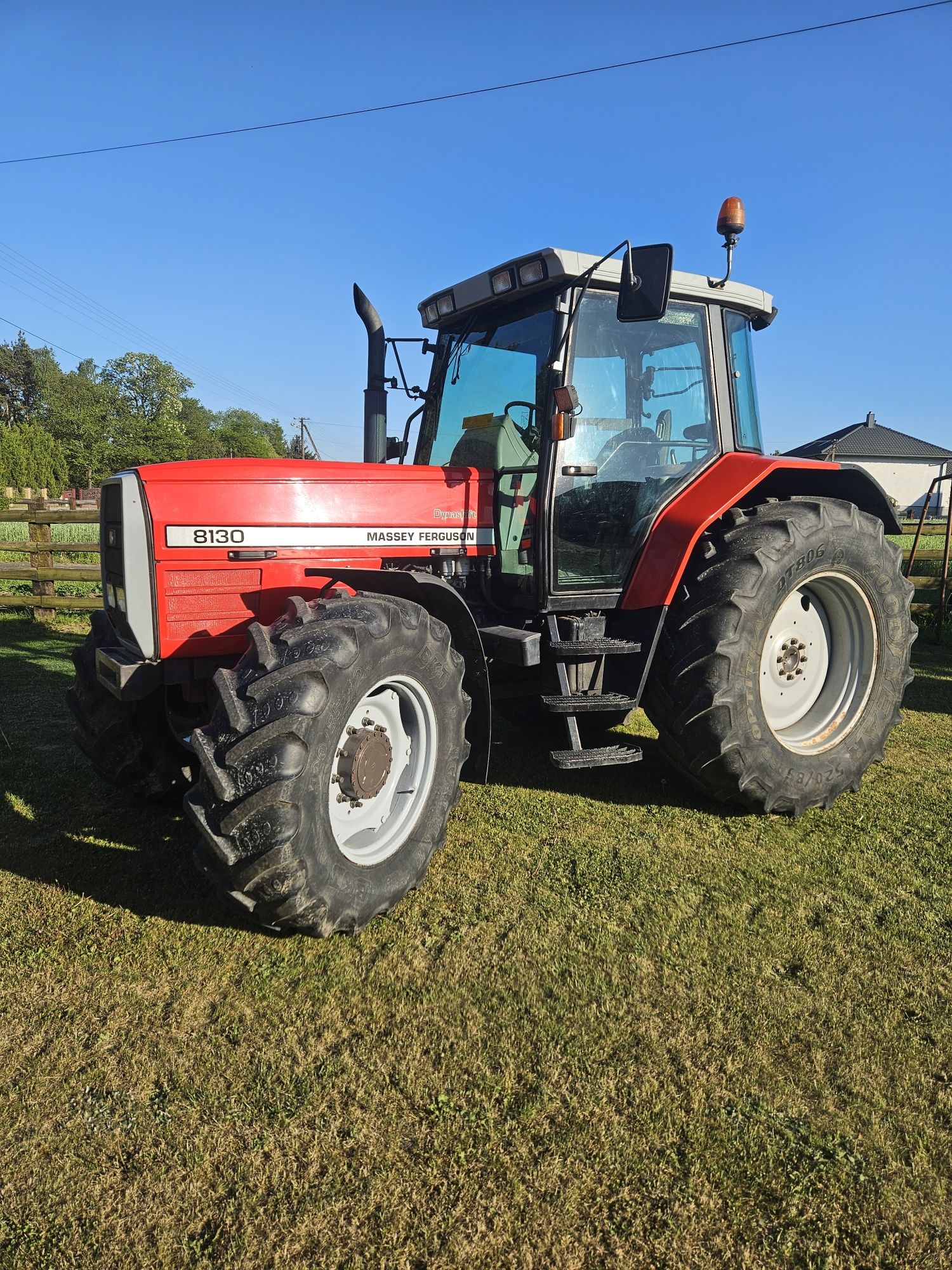 Massey Ferguson 8130