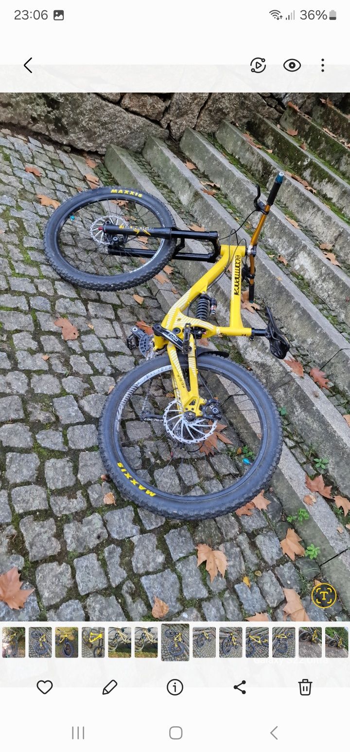 Bicicleta downhill