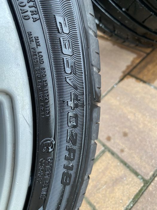 Kola Audi 18 8Jx18 ET43 235/40R18 DOT 0524