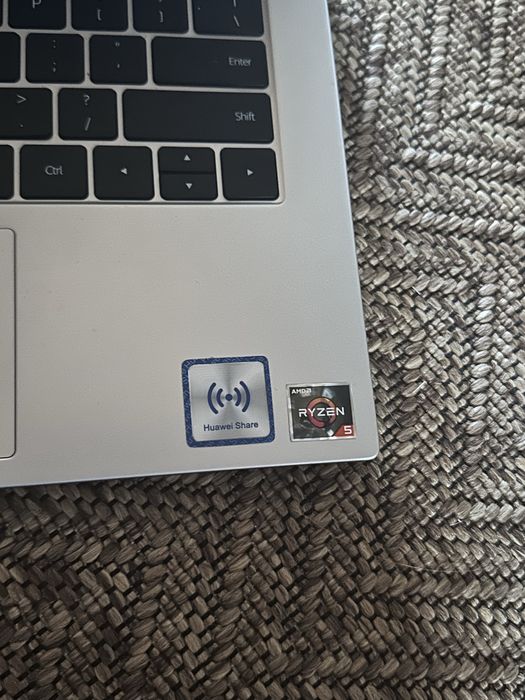 Huawei matebook d14 srebrny