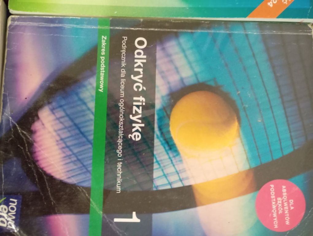 Podręczniki oraz Ćwiczenia dla klas 1 liceum i technikum
