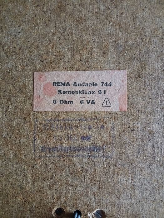 Monitory szerokopasmowe Rema 744