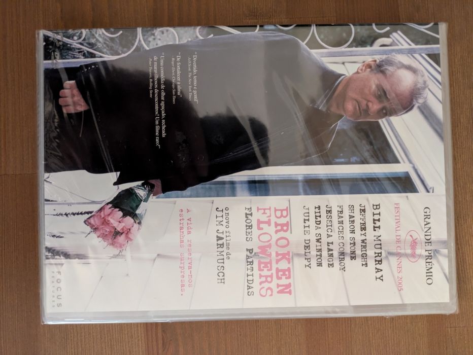 DVD NOVO e SELADO " Broken Flowers " 2005