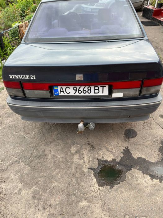 Продам renault 21