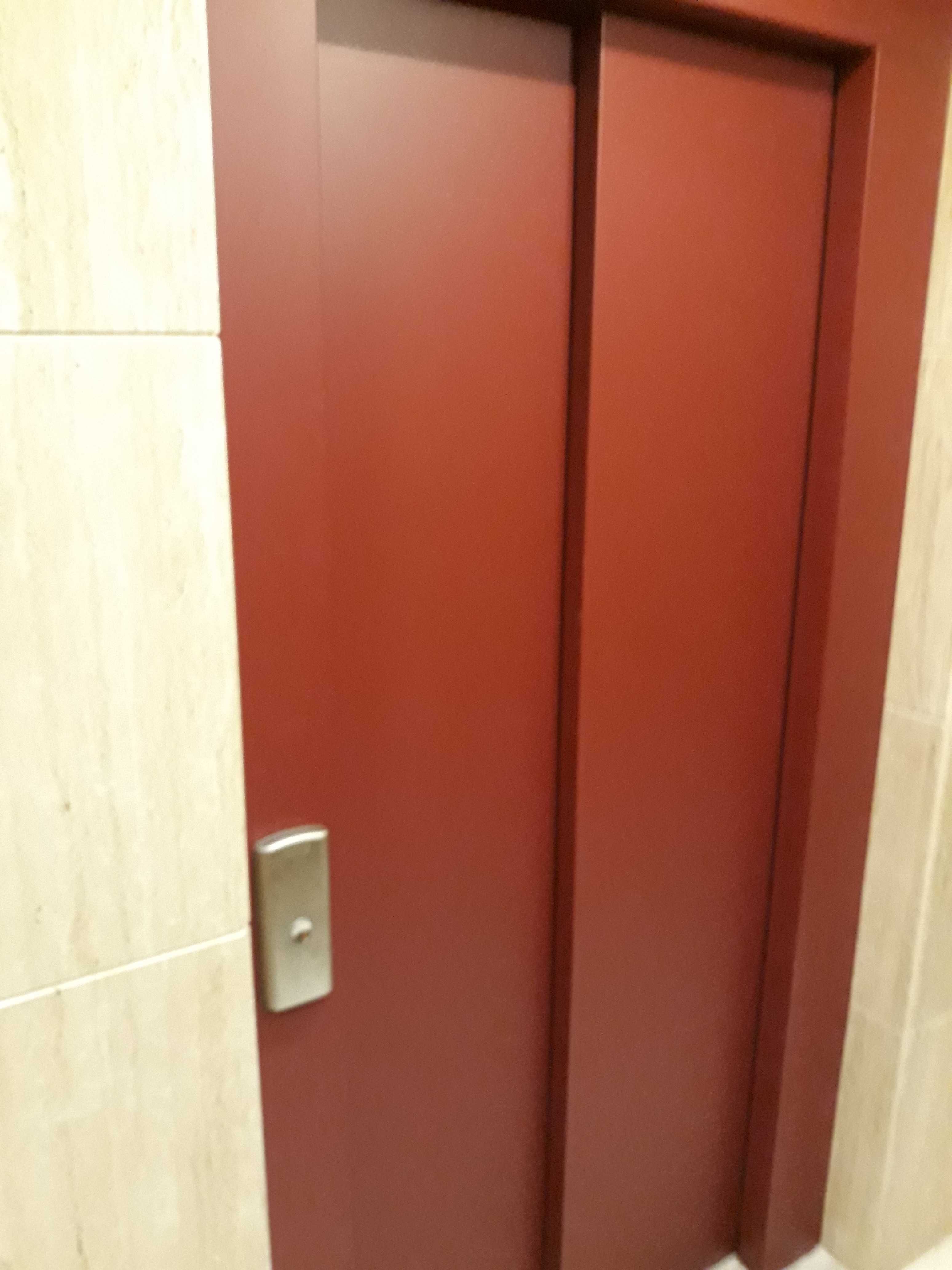 Excelente Apartamento T2, Mobilado e Equipado em Benfica