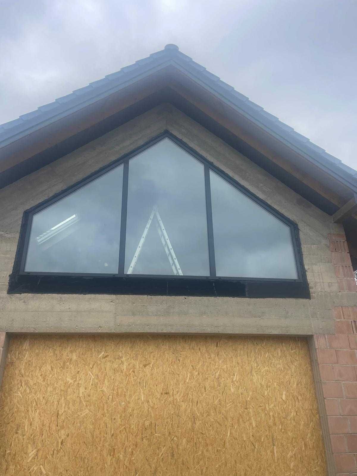 Aluminiowe okno trapezowe