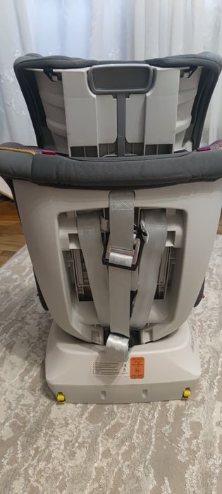 Автокрісло Lionelo Bastiaan One 0-36 кг Yellow Mustard