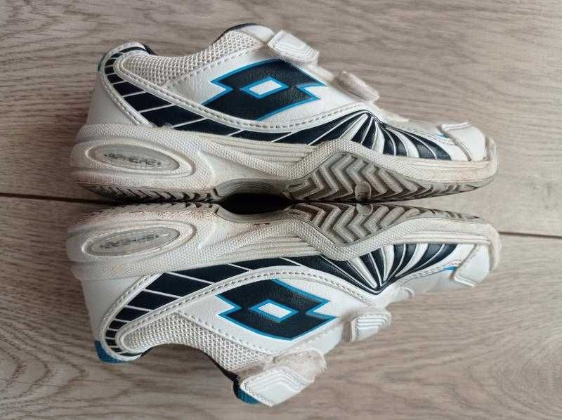 Кросівки для хлопчика Lotto та Umbro  /28 p.