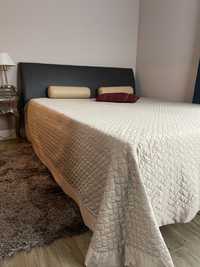 Łóżka kompletne z materacem 160x200
