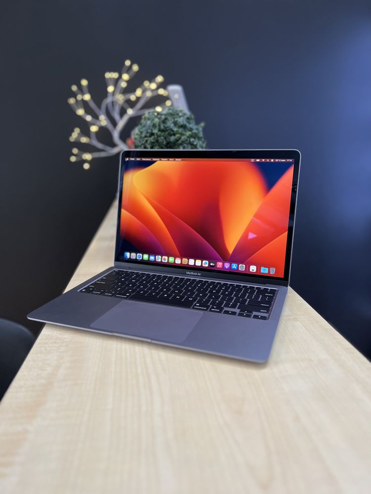 Apple MacBook Air m1 2020 M1  10циклів