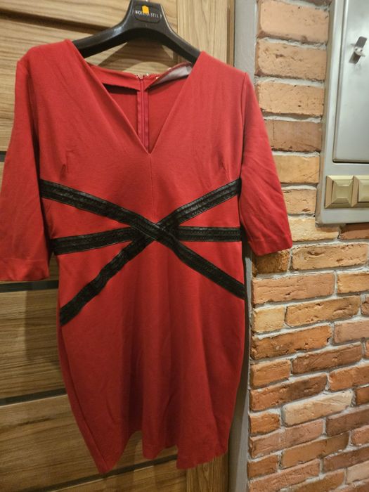 Bordowe sukienka Monnari