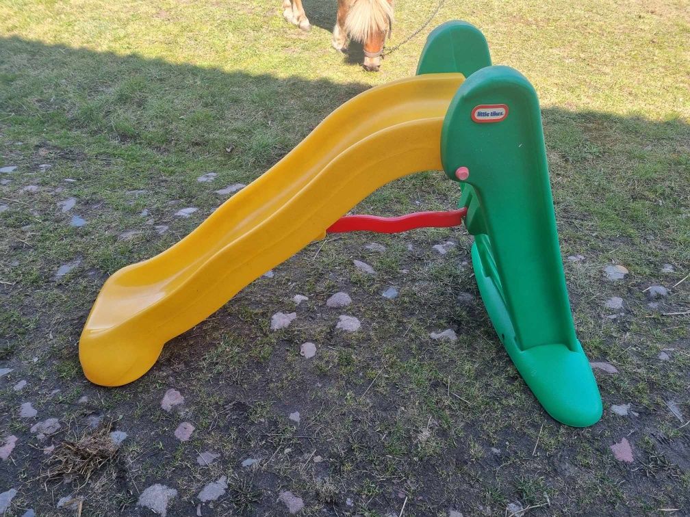 zjeżdżalnia little tikes
