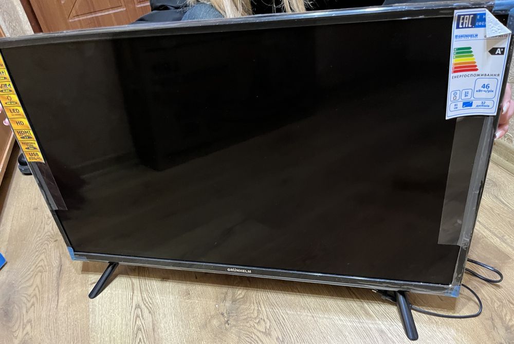 Телевізор grunhelm 32 hd t2 led