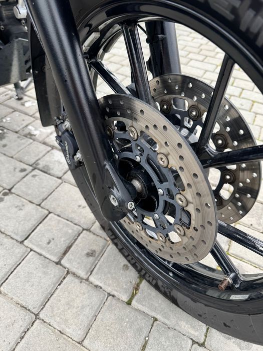 Мотоцикл bmw 700gs