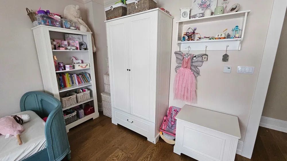 Szafa bellamy ines wysoka gratis skrzynia i półka wiszaca