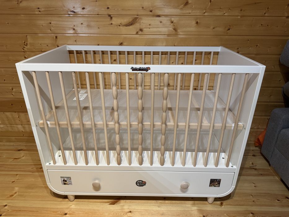 IKEA MYLLRA Łóżeczko 60x120 cm , przewijak, dodatkowo materac