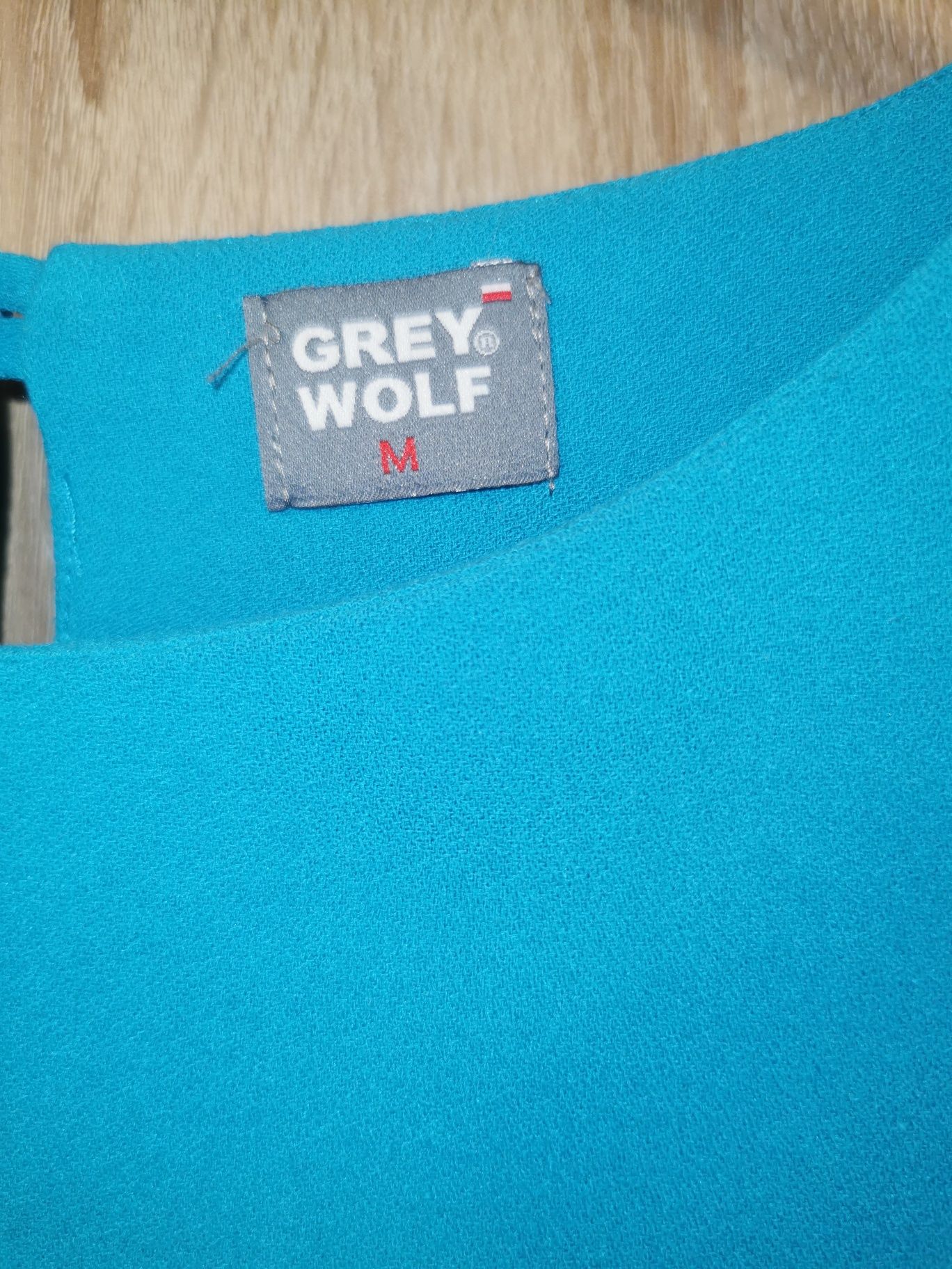 Sukienki Grey Wolf, 2 szt. rozmiar M 38/40 cena za całość