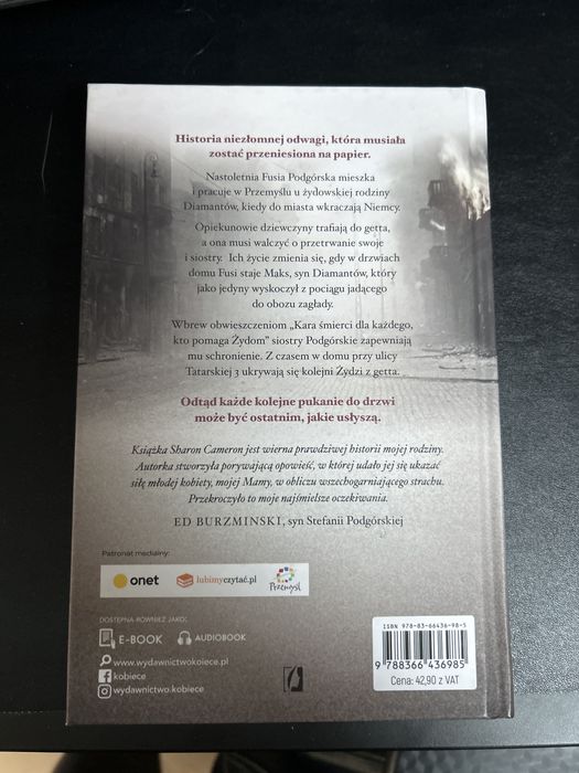 Światło ukryte w mroku Sharon Cameron