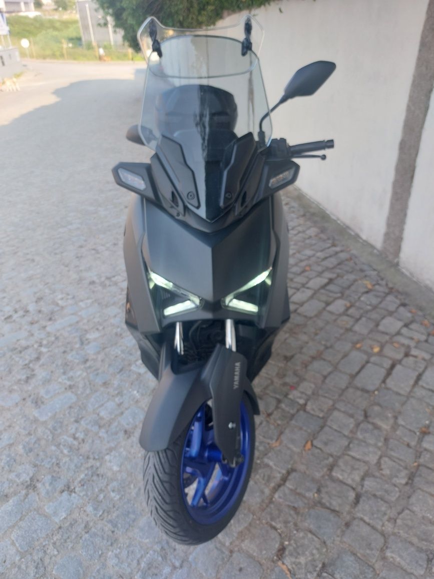 Yamaha XMAX 300 Ano 2024