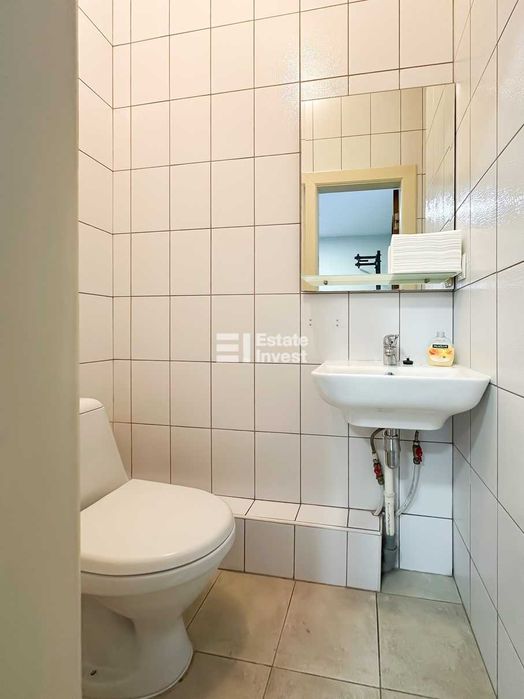 Продаж ОСЗ у самому бізнес-центрі міста, по вул. Космічна, 12