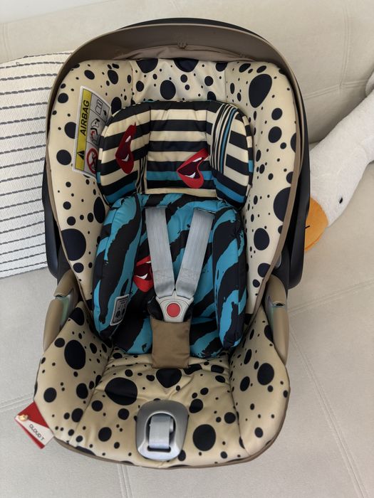 Автокрісло Cloud T i-Size by Karolina Kurkova