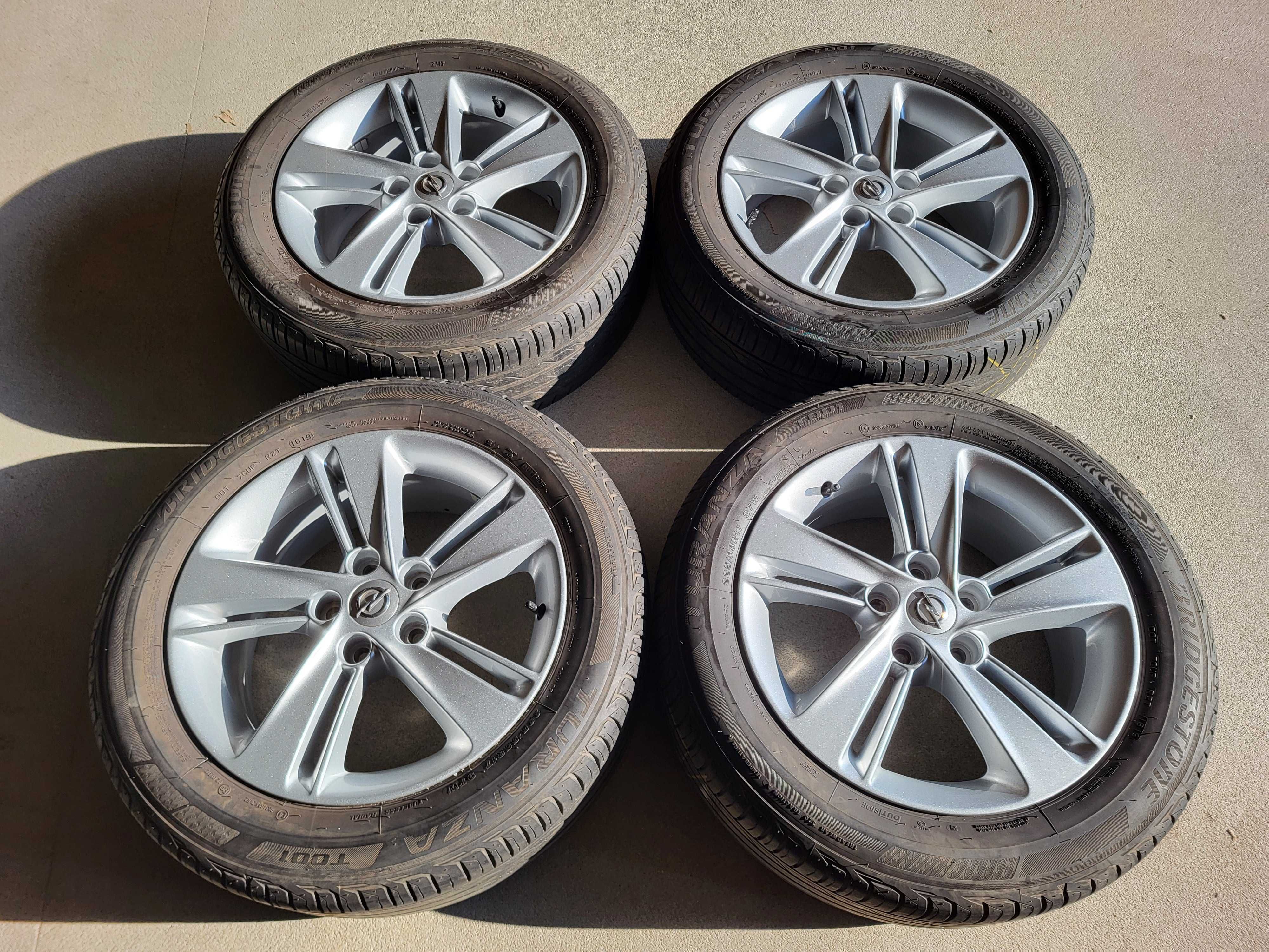 [L20] Koła letnie 17 Cali 5x115 Bridgestone 225/55/17 Opel Insignia B